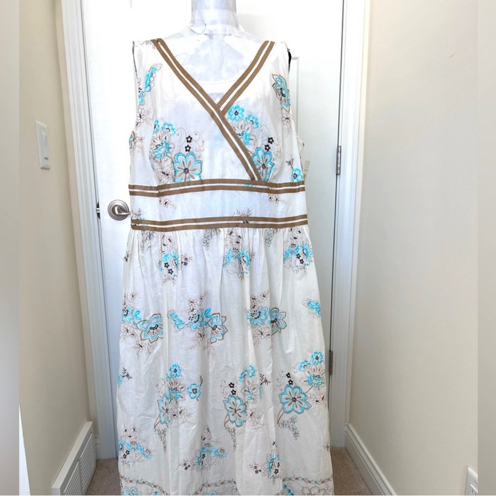 Signature By Robbie Bee Sleeveless V Neck Embroidered White Dress Sz 20W…